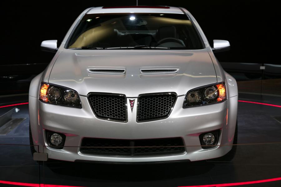  Pontiac G8 GXP 2009 года  (фото 24 из 79)